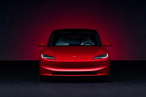 24 Model Tesla Model 3